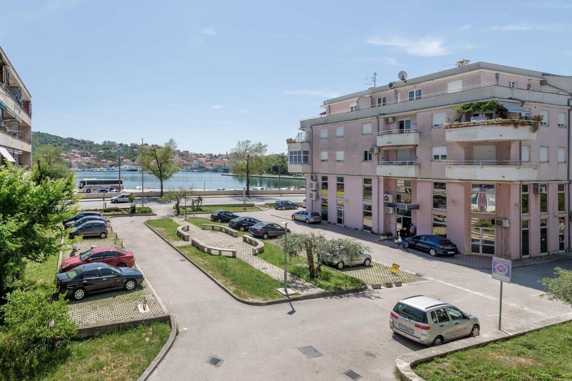 Apartman Casa Vecchia Trogir Eksteriør bilde